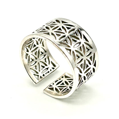 FLOWER OF LIFE BAND RING