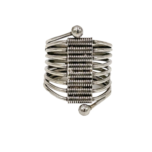 9 LINES RING