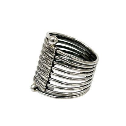 9 LINES RING
