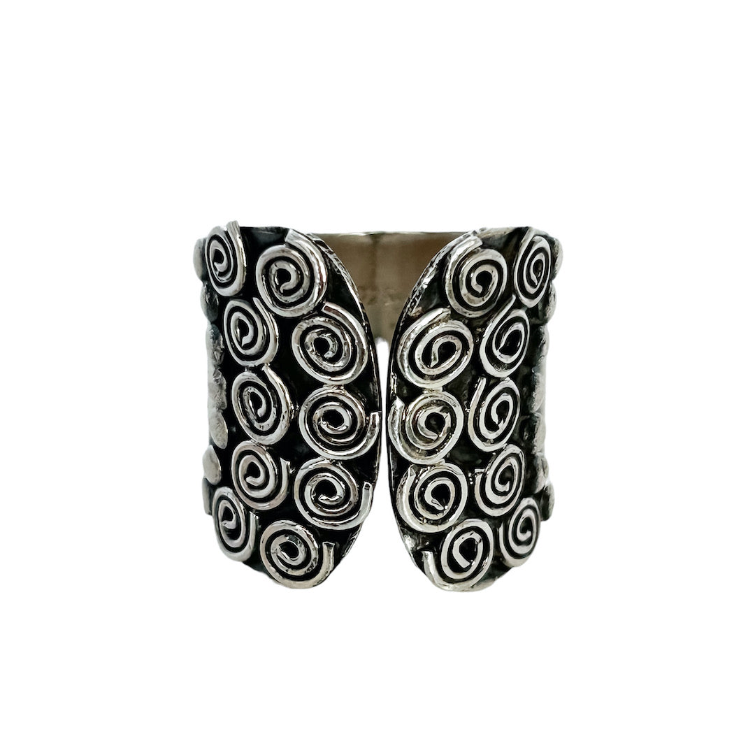 LITTLE SPIRALS RING