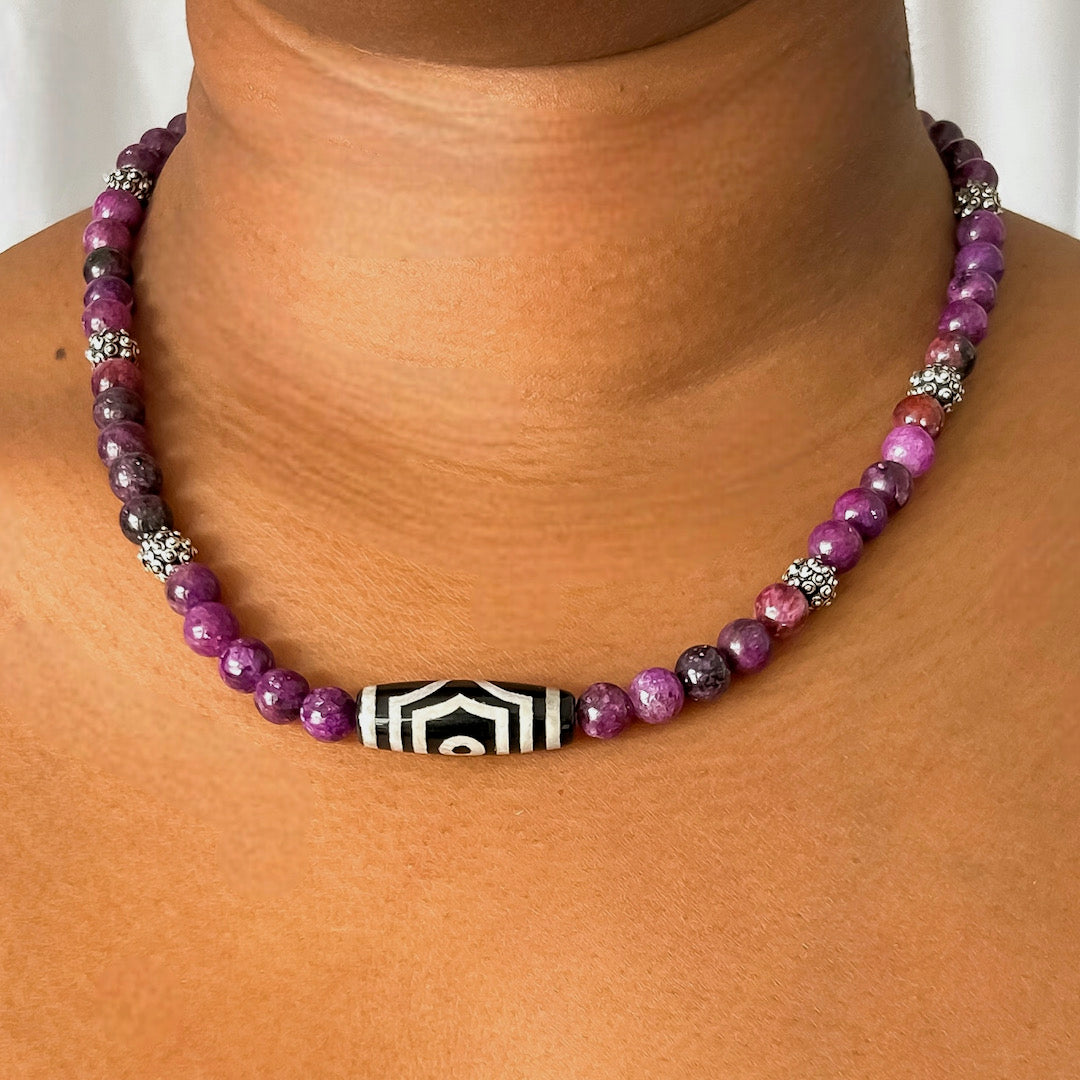 LEPIDOLITE AND TIBETAN DZI AGATE NECKLACE