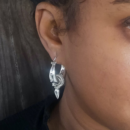 MEDIUM SPIKE HOOPS